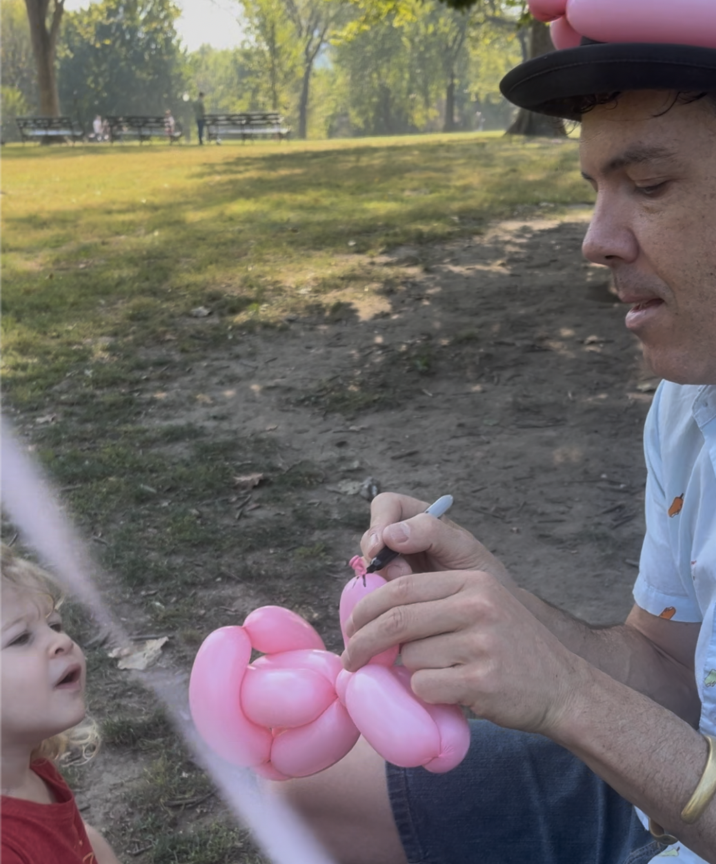 Professional balloon twisting for Park Slope kids party